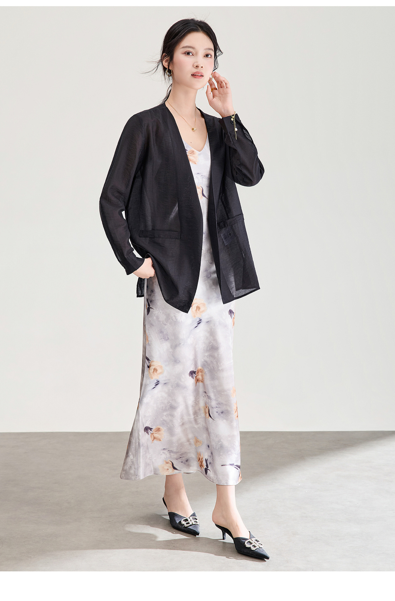 Áo cardigan nữ tay dài chất liệu tencel mát lạnh dáng rộng — màu đen chi tiết 16