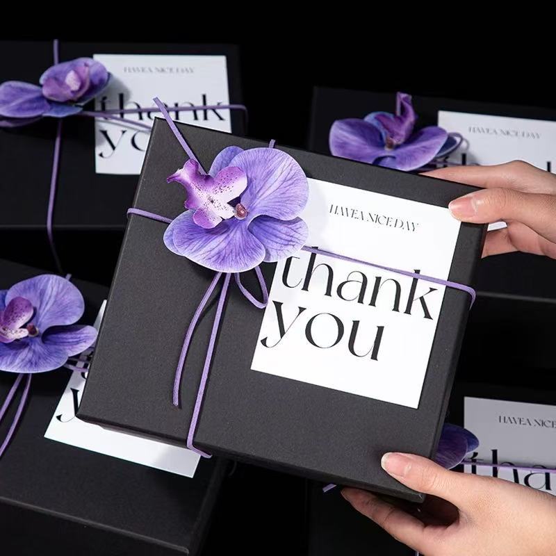 La industria de belleza abrió una caja de regalo para acompañar al salón de belleza para enviar a los clientes un regalo creativo de alto nivel de martillo de 18 cajas vacías lujosas