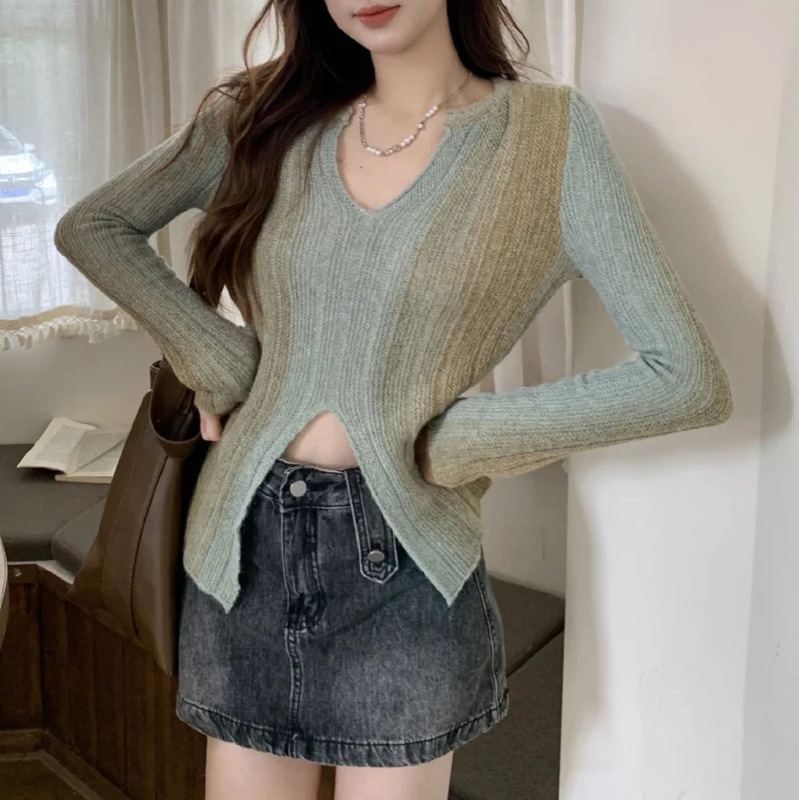 Hong Kong Style V-neck Split Slim-fit Long-sleeved Sweater Women's New Gradual Tie-dye Vertical Stripe Pit-striped Chic Sweater Hong Kong Style V-neck Split Slim-fit Long-sleeved Sweater Women's New Gradual Tie-dye Vertical Stripe Pit-striped Chic Sweater