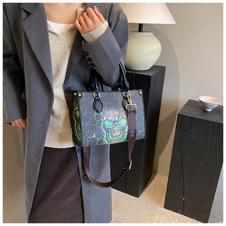 Casual, Daily Occasion Halloween Women's Large Pu Leather Skull Streetwear Square Zipper Tote Bag