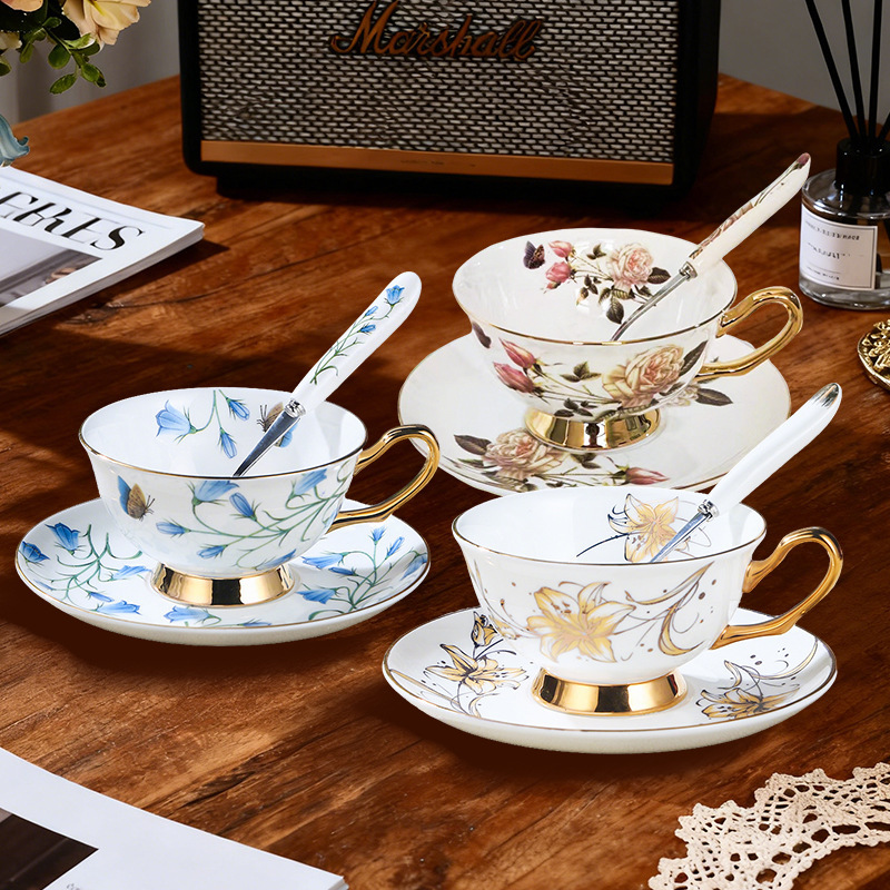Light Luxury Bone China Coffee Cup Set, Ceramic Flower Tea Cup, English-Style Simple Cup and Saucer, Afternoon Tea, High-End Exquisite Gift Light Luxury Bone China Coffee Cup Set, Ceramic Flower Tea Cup, English-Style Simple Cup and Saucer, Afternoon Tea, High-End Exquisite Gift