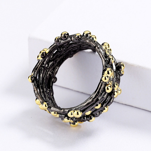 Elegant European and American Cross-border E-commerce Source Black Gold Polka Dot Ring Necklace Earrings Set Fashion Gift Jewelry Set