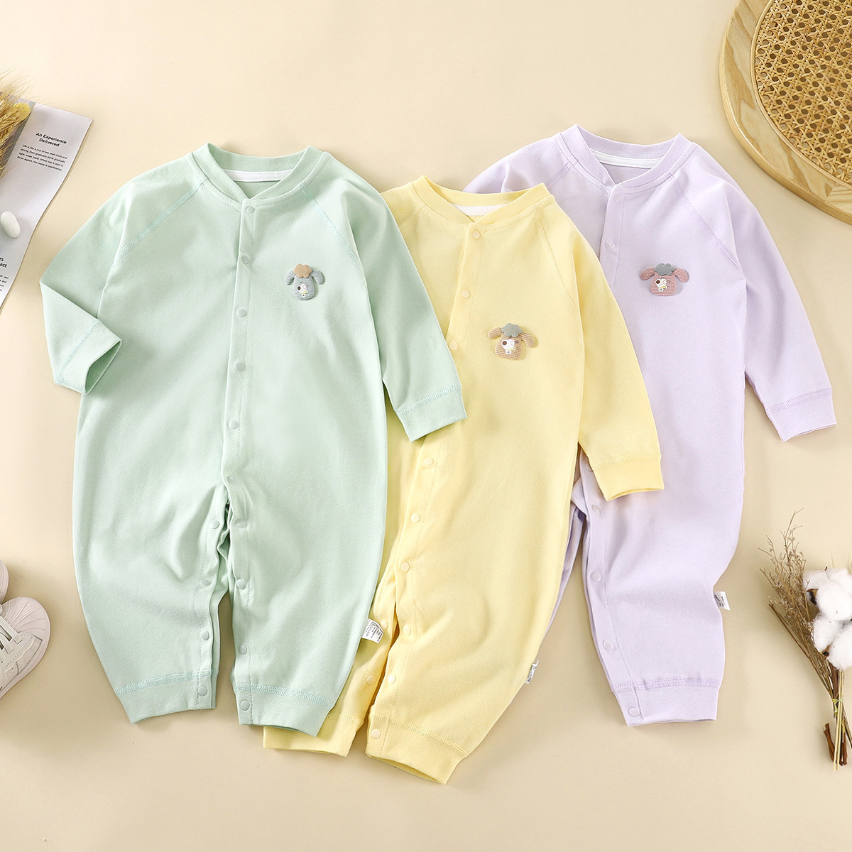 Ropa de algodón para bebés recién nacidos ropa de escalada primavera y otoño sin hueso ropa interior pijamas