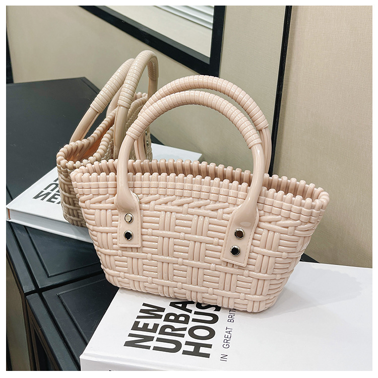 2025 New trendy and versatile crossbody mini vegetable basket jelly bag, fashionable hand-held woven bag, mini tote women's bag undefined