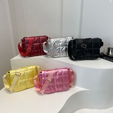 批发级感方格绣线容量棉服包包女2024冬季新款棉纯色服单肩斜挎包