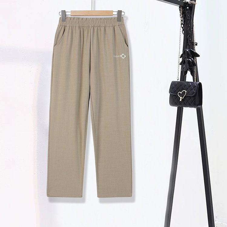 Trousers for mother, fitted