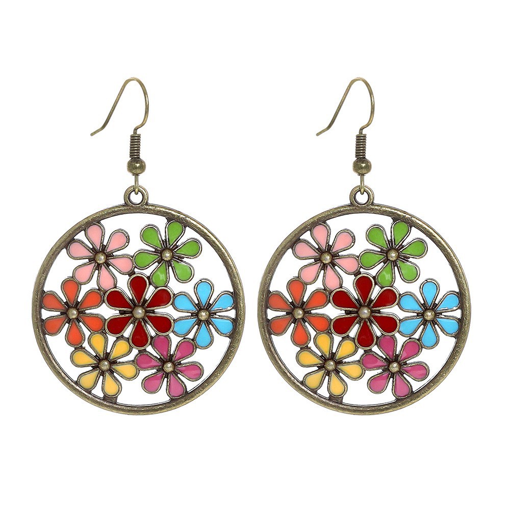 Cruz-frontera europea y americana moda hueco pendientes de aleación traje retro color pendientes diamante flor accesorios combinación