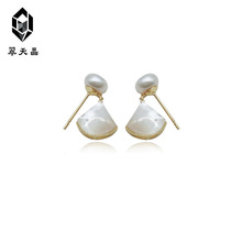 翠天晶 925银精致优雅白贝母扇形珍珠耳钉时尚百搭高端系列小红书
