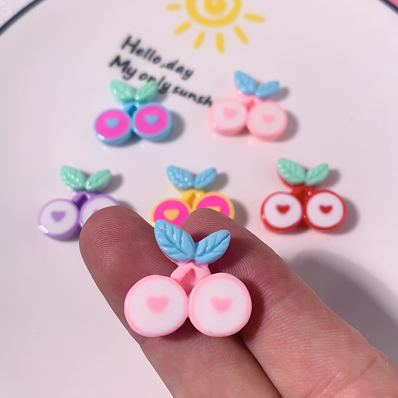 Nueva fruta diy acessorios de resina de cereza crema pegamento clip de cabello caja de papelería botón de zapatos taza de agua material hecho a mano