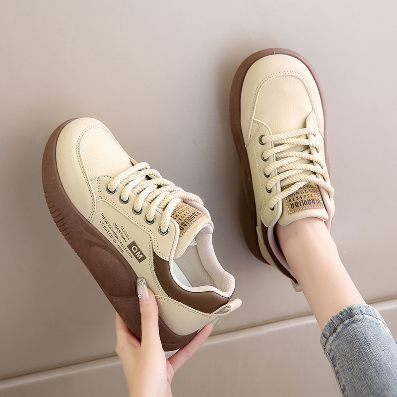 Zapatillas de maternidad con sensación de pisar excremento para mujer, estilo primavera 2026, casuales, versátiles, de suela blanda, ligeras, no cansan, botas de nieve grises. image 3