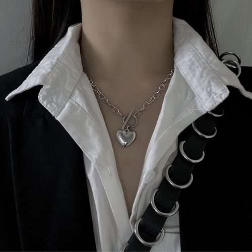 Vintage Hip Hop Love Necklace for Women, Ins Trendy Internet Famous Small Design Simple Elegance Clavicle Chain Short Neck Chain 