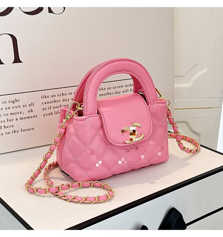 新しい女性用菱形ハンドバッグ、ニッチで多用途なロックショルダーバッグ、気質通勤、大容量クロスボディバッグ、外国貿易|undefined