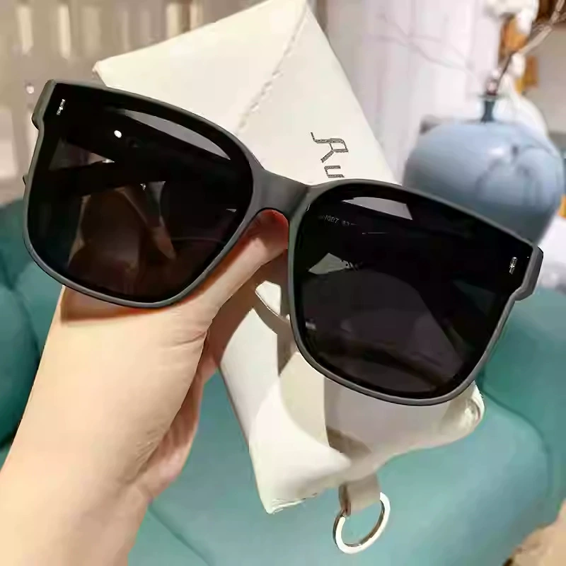 П polarized sunglasses set for women 2025 new European and American fashion personalized myopia clip dual-purpose polarized sunglasses set for women