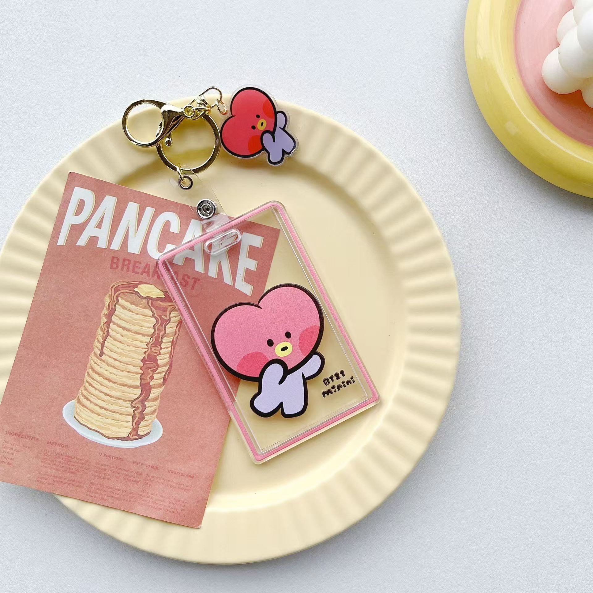 Tarjeta a prueba de balas juvenil cartón de dibujos animados lindo tarjeta de identificación de estudiantes tarjeta de almuerzo de autobús placa de pecho tarjeta de almuerzo de estudiantes caja protectora en efectivo