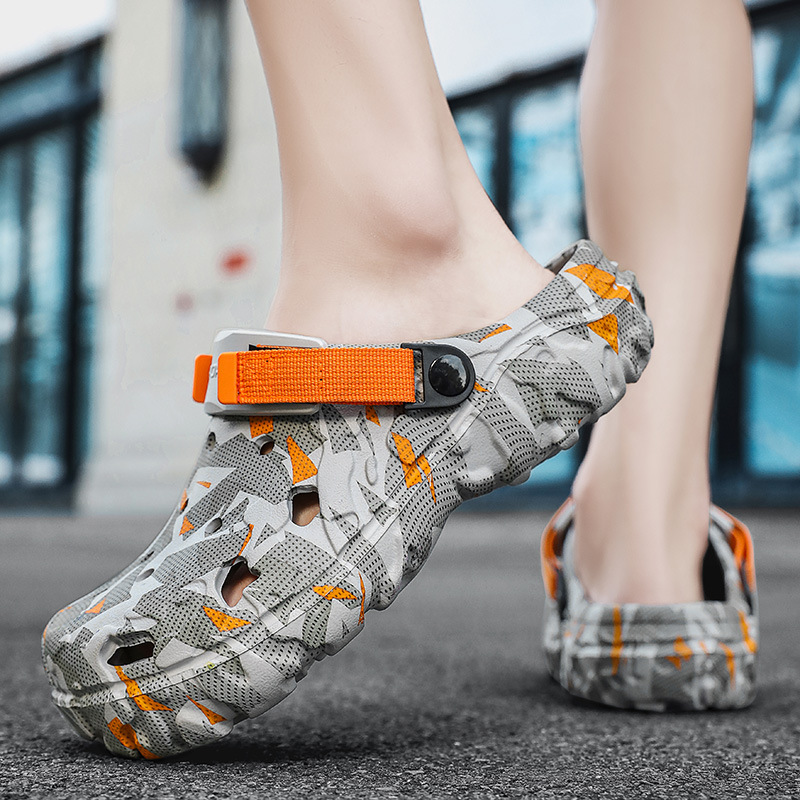 Men's Summer Garden Outdoor Slippers Camouflage Trendy Beach Shoes Cross-border Fashion Baotou Breathable Hole Shoes for Hair