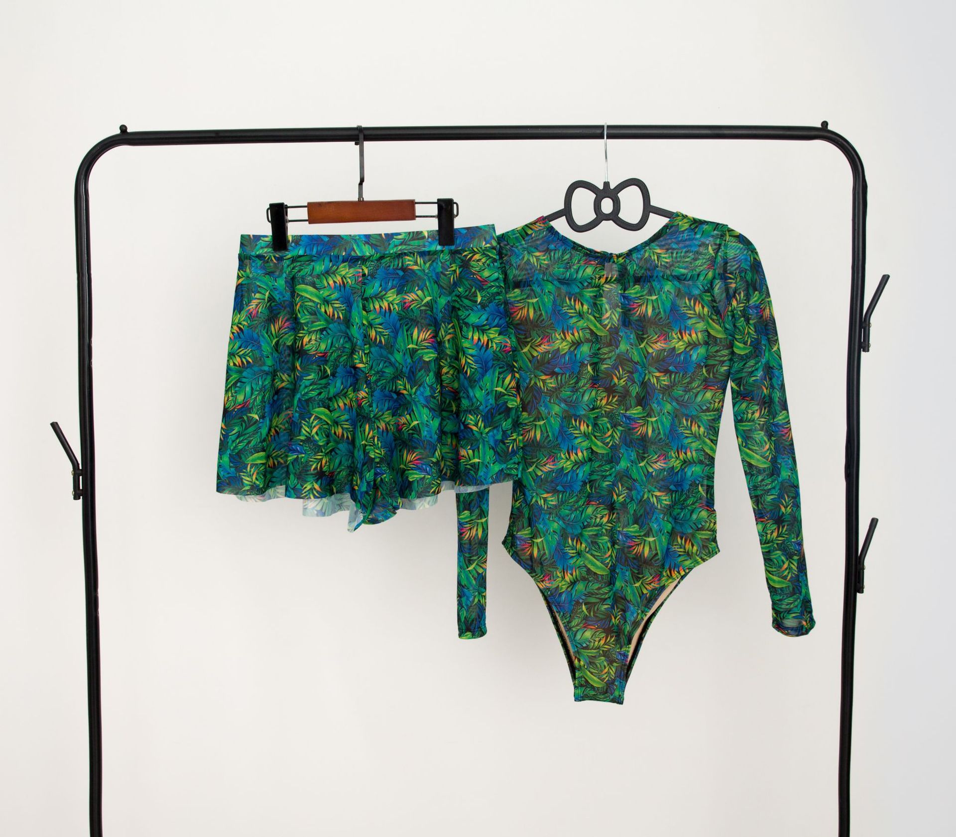 trajes de baño rusos para mujeres 2025, trajes de baño unidos europeos y estadounidenses bikini, chaqueta de protección solar image 13