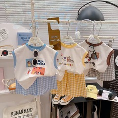 子供の夏のスーツの男女の赤ちゃんの洋気ベストの格子の半ズボンの2つのセットの商丘の子供服は代行します。
