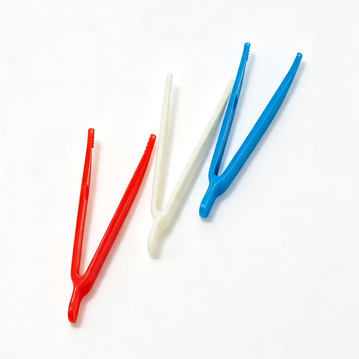 Fábrica de pinzas de plástico desechables codo blanco pinzas de juguete Niños DIY pinzas