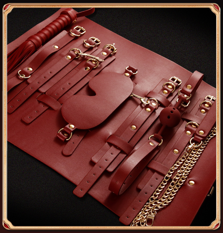 SM Bondage Kit with Nipple Clamps, Handcuffs and Oral Ball for Couples — detail image 11