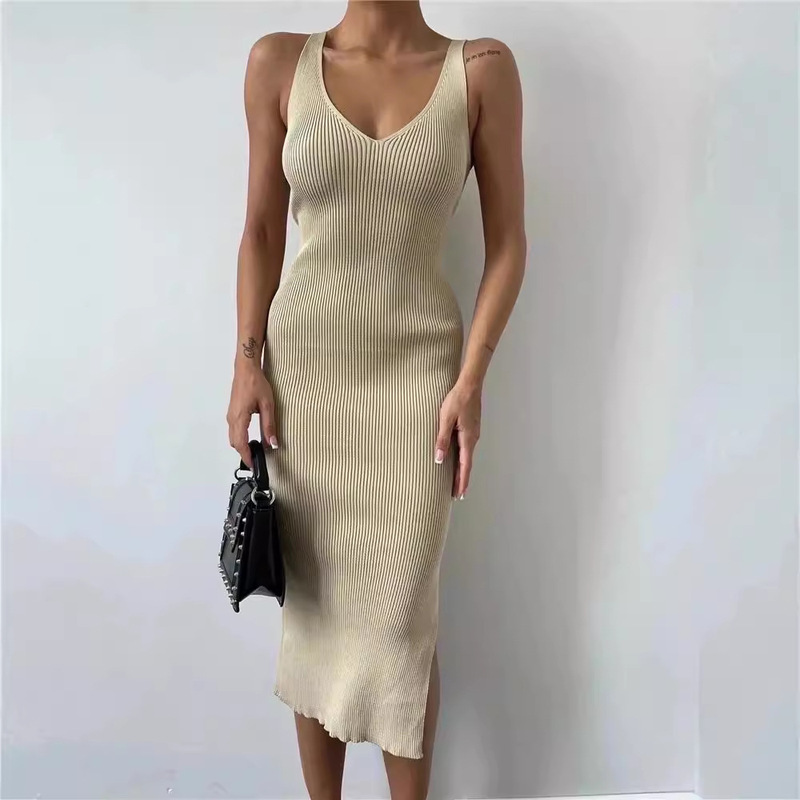 Sleeveless knitted mid-length tight skirt 2025 summer new V-neck cross-border split European and American temperament dress women