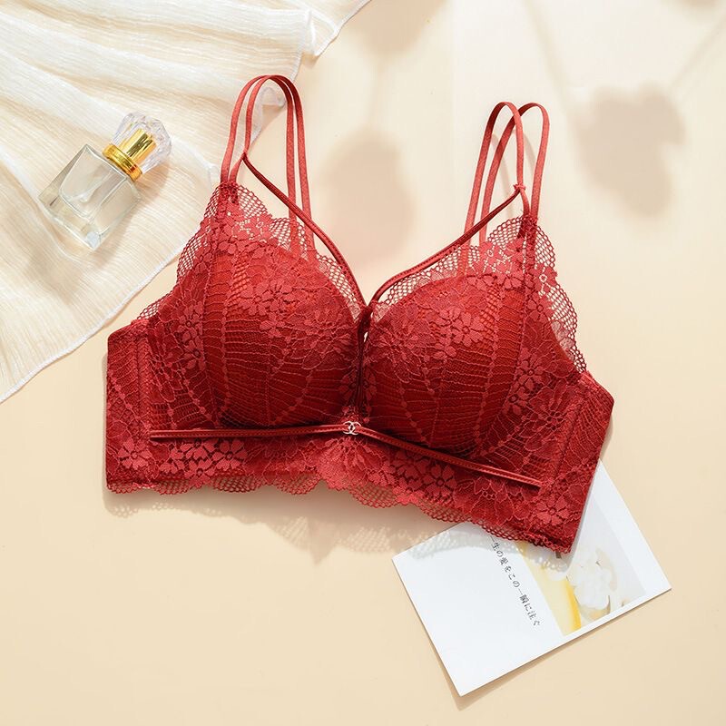 Thickened Bra for Small Busts, Enhancing and Gathering Effect, Preventing Side Breasts from Sagging, Sexy Bra Specifically for Flat Chests, Red Lingerie for Women in Their Zodiac Year