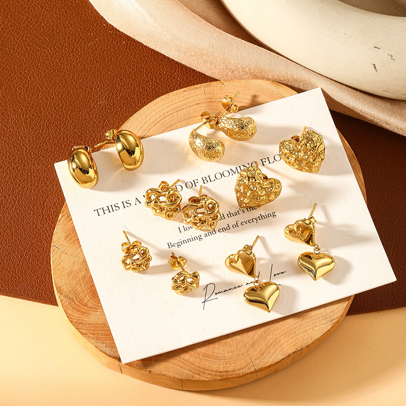 6g Weight 316 Stainless Steel Ear Needle Material Drop Earrings, Ear Studs Classification 1 Pair Quantity 1 Pair Vintage Style Classic Style Geometric Heart Shape Plating Titanium Steel Drop Earrings Ear Studs