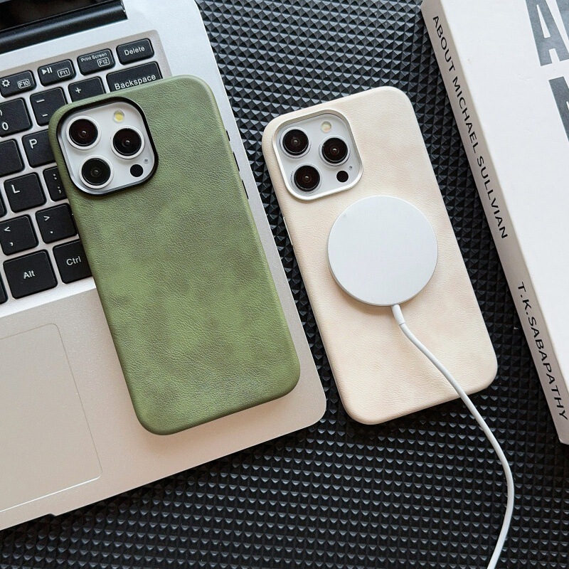 复古疯马皮纹适用iPhone17手机壳肤感磁吸真皮苹果16防摔15保护套|undefined