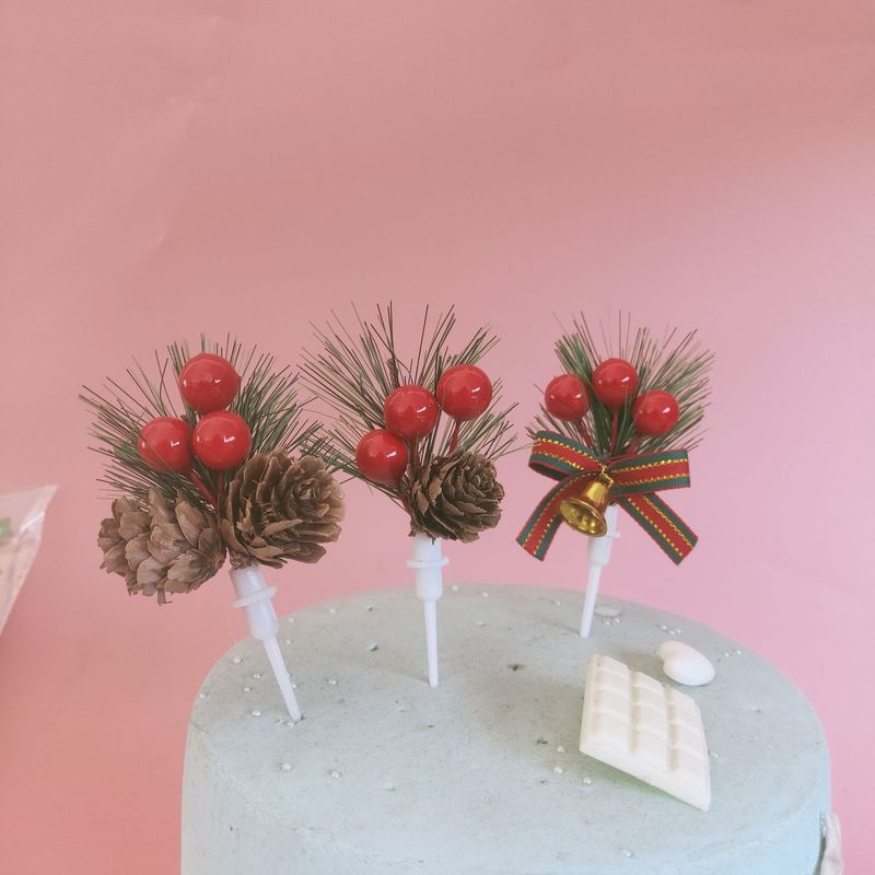 クリスマスケーキ装飾シミュレーション松針クリスマスツリー赤いクリスマス果松果ストラップDIYギフトボックス部品|undefined