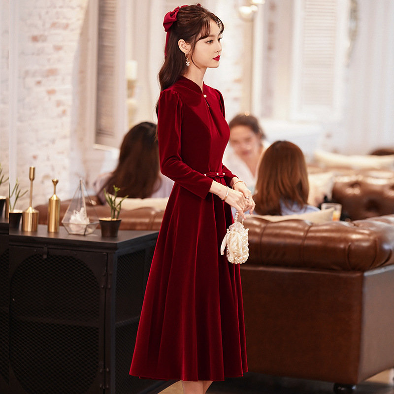 Wine red long sleeve mid-length