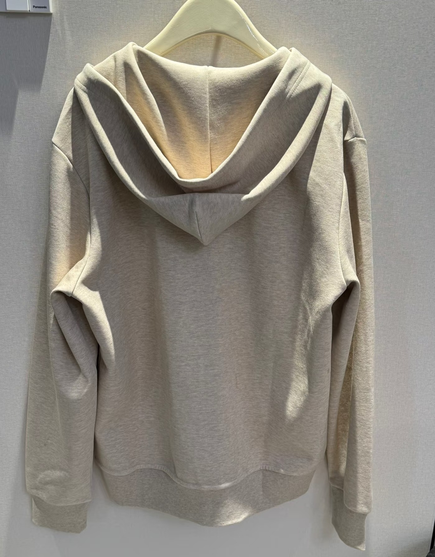 Oatmeal color