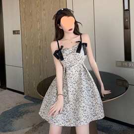 宫廷风 2026年新款纯欲半身裙碎花连衣裙女夏吊带裙子A字裙茶歇裙