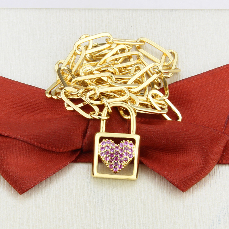 red zirconium heart-shaped lock necklace