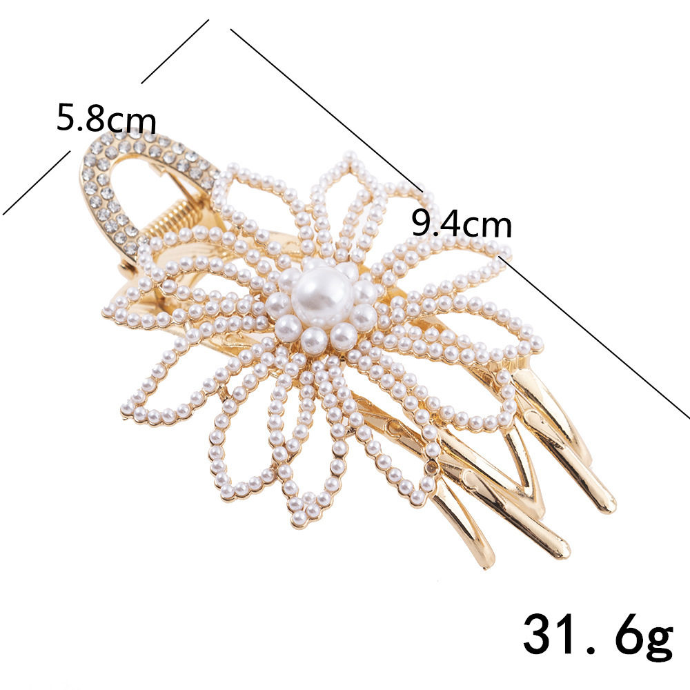 Flower, Bow Knot Pattern Women'S Gender Fashion Flower Bow Knot Metal Plating Inlay Rhinestones Pearl Hair Clip 1 Piece