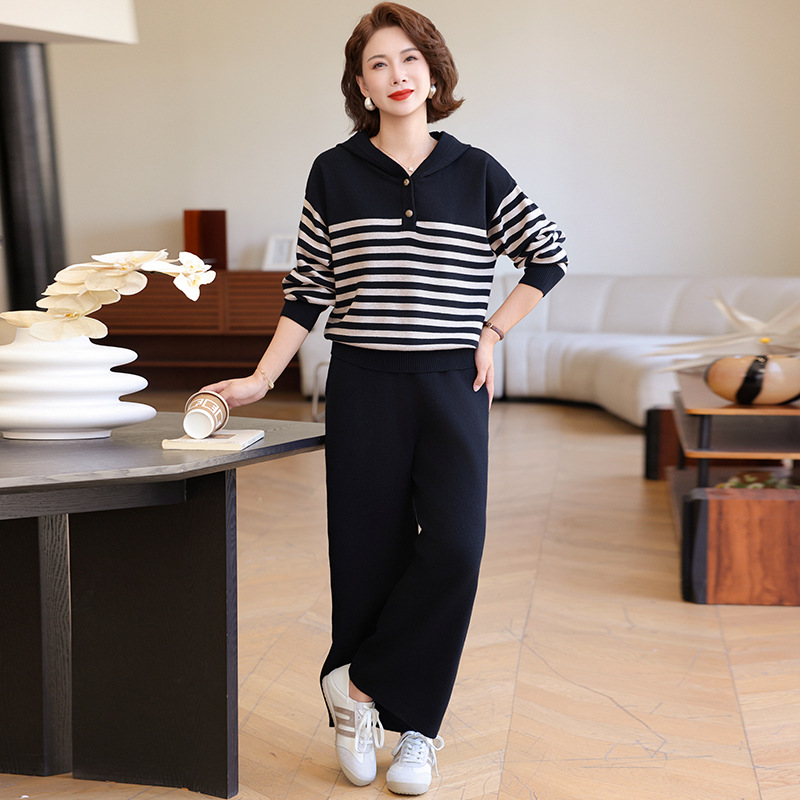 妈妈装秋冬季针织两件套2025新款中老年秋冬时尚减龄大码百塔套装