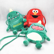 日韩可爱卡通动漫毛绒斜挎包双层手机包软妹刺绣迷你小零钱包学生