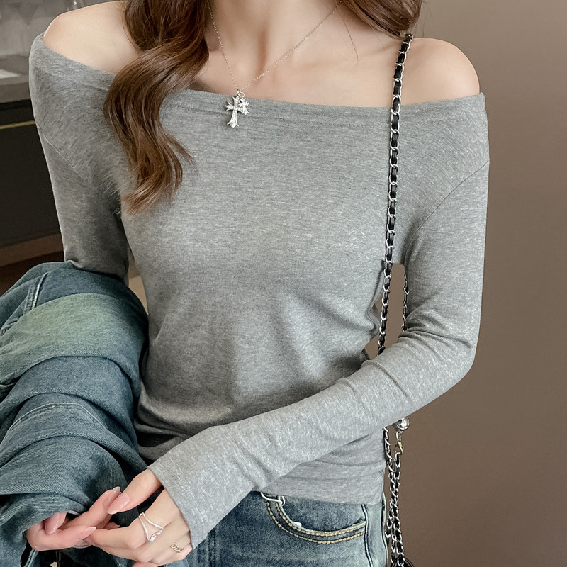 Carefully Selected Autum One-Line Collar Off-Shoulder Long-Sleeved T-Shirt for Women, New Slim Fit, Can Be Worn Outside the Top and Worn with a Bottoming Shirt Carefully Selected Autum One-Line Collar Off-Shoulder Long-Sleeved T-Shirt for Women, New Slim Fit, Can Be Worn Outside the Top and Worn with a Bottoming Shirt