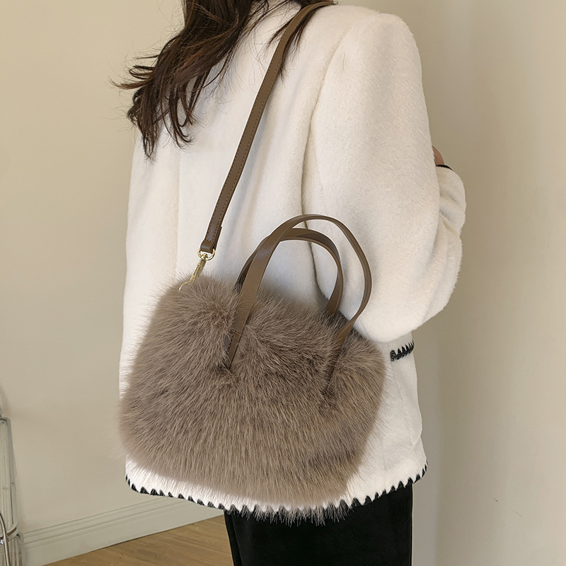 Demi-season shoulder bag