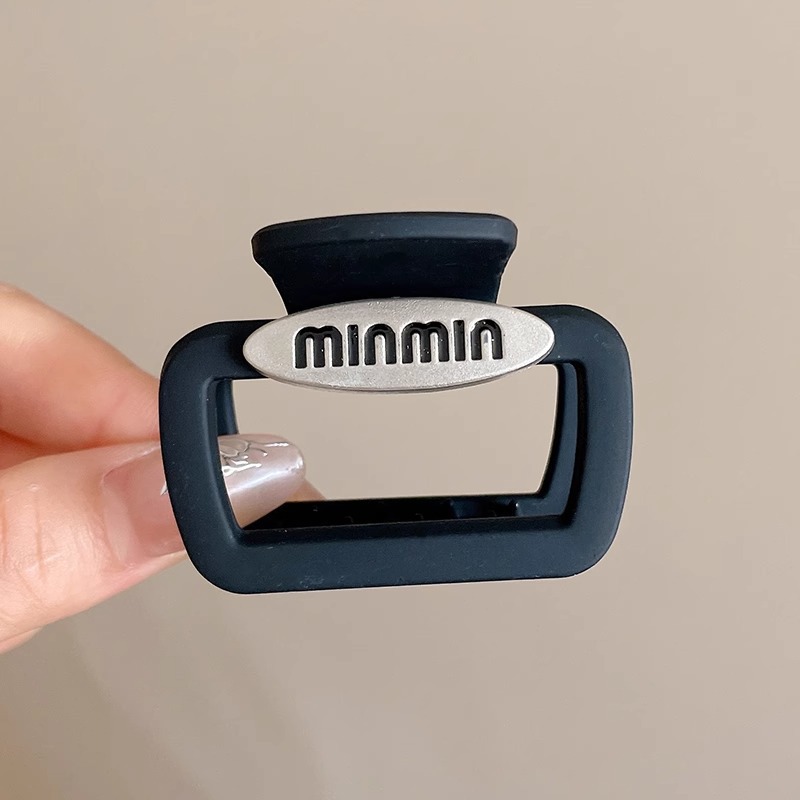 Lujo ligero, temperamento de alta gama, clip de agarre femenino 2025, nueva horquilla, placa de la parte posterior de la cabeza, gran cantidad de cabello, clip de tiburón, tocado