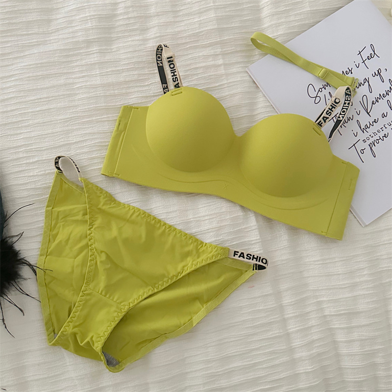 911 dopamina sí sexy carta correa de hombro pequeño pecho empujar hacia arriba un cambio C anti-exposición sin costuras ropa interior sujetador inalámbrico