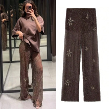 �W��Ů�b������Ƭ�LѝŮѝ�ı���r�оW���羳ֱͲѝ���Q���l