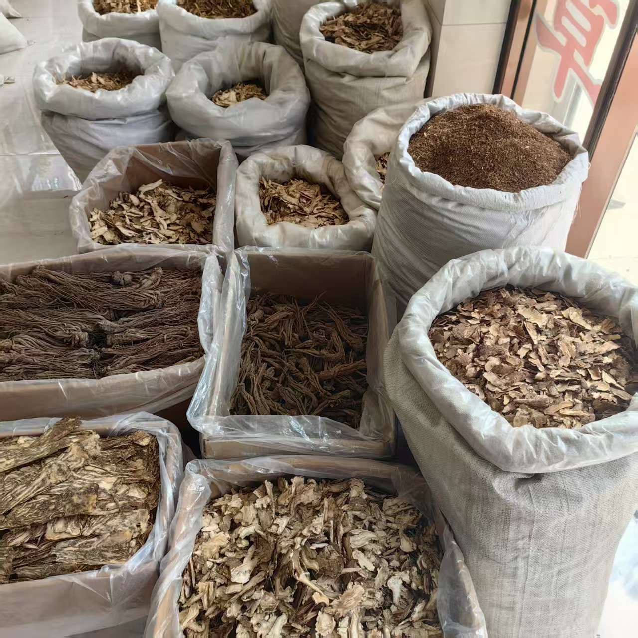 Dried Angelica Sinensis Root Slices Dang Gui 500g Minxian Gansu TCM Herbal Decoction Herb specifications