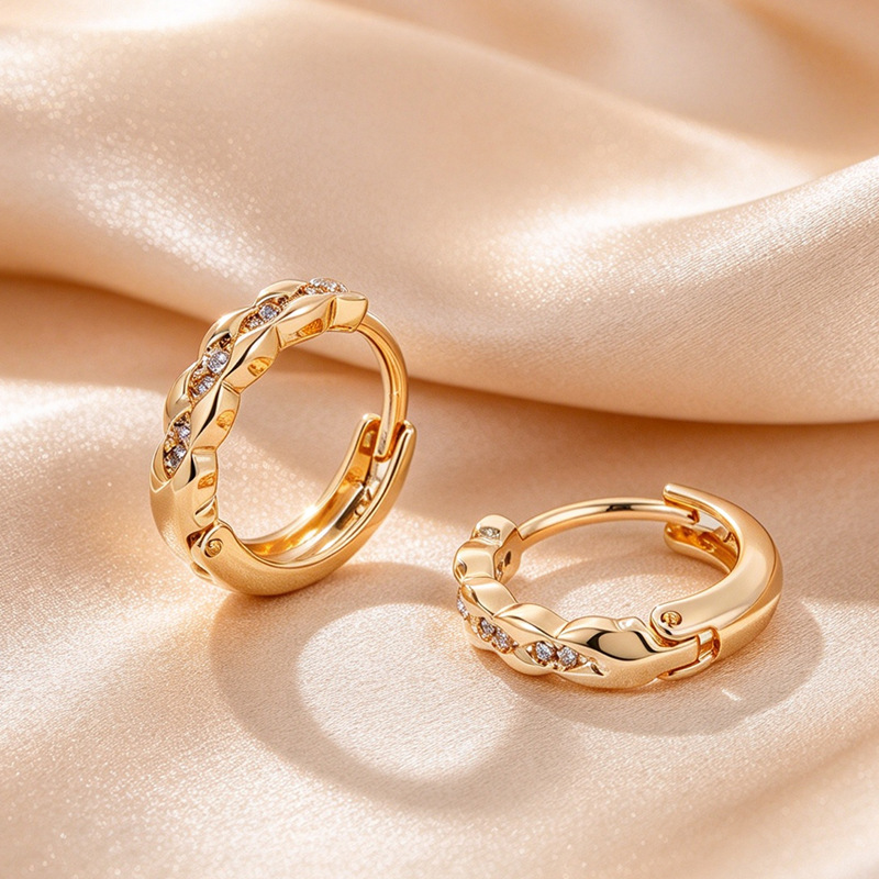 Pendientes de Aro con Zirconia de Aleación de Cobre Bañado en Oro de 18K