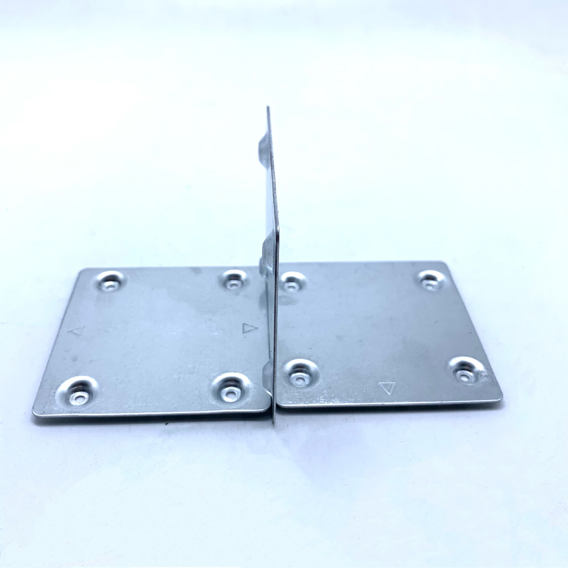 灯具配件不锈钢五金冲压件加工定制铝质散热片铝材冲压件外贸定做