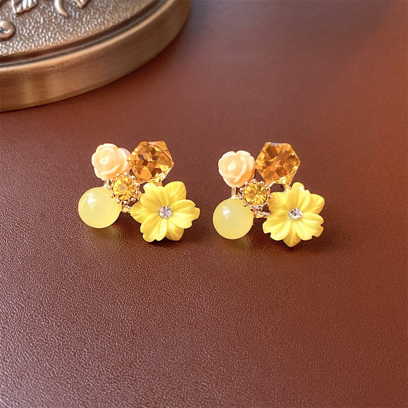 Women'S Gender 1 Pair Sweet Flower Plating Flowers Alloy Rhinestones Ear Studs