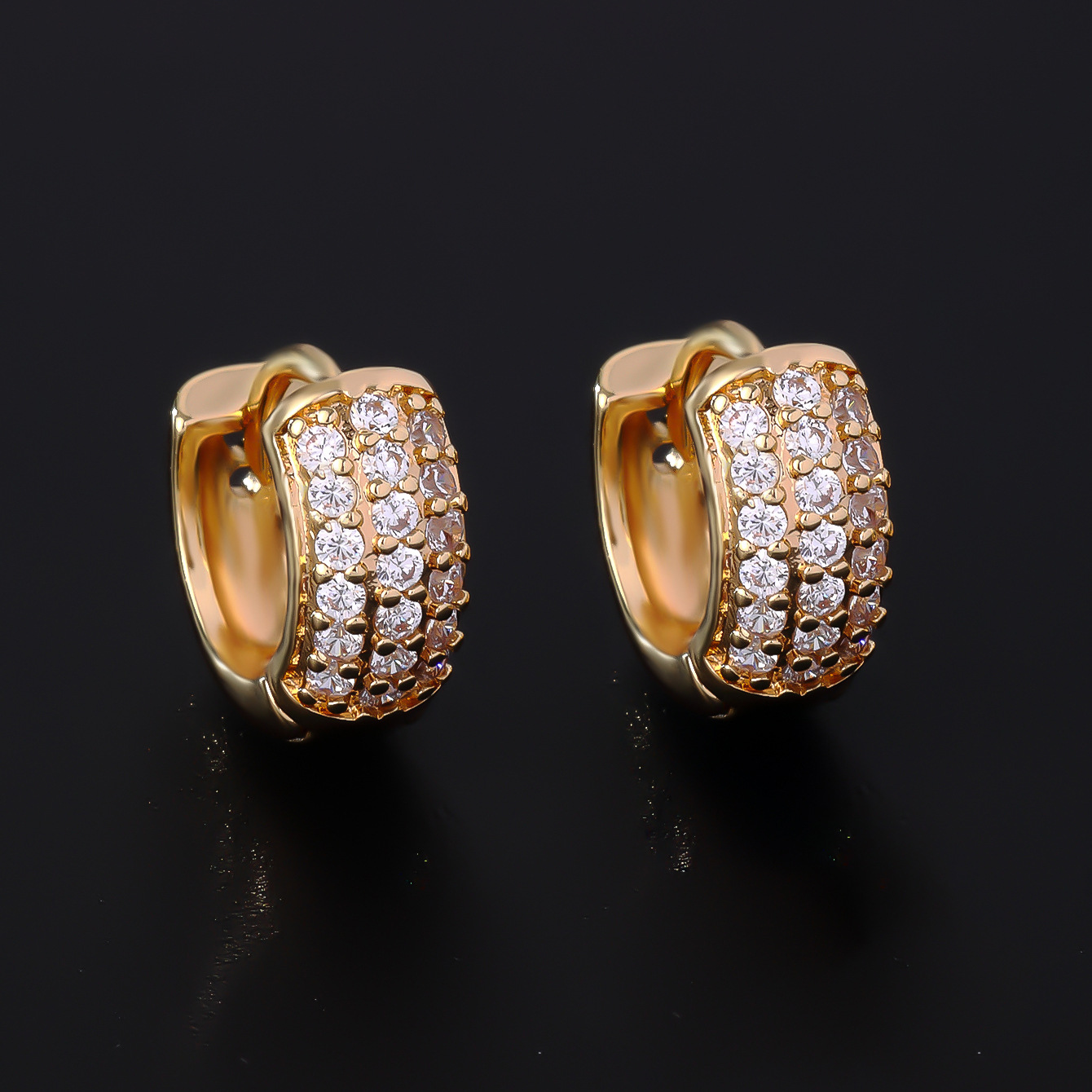 Joseph's hit hip hop round earrings jewelry trendy brand personalized micro inlaid zircon men's earrings_voghion.com