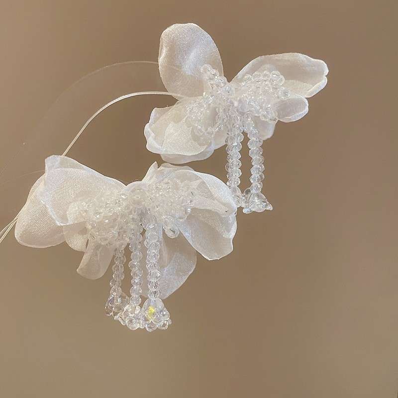 Pendientes de borla de flores de tela de aguja de plata Pendientes de estilo de vacaciones junto al mar