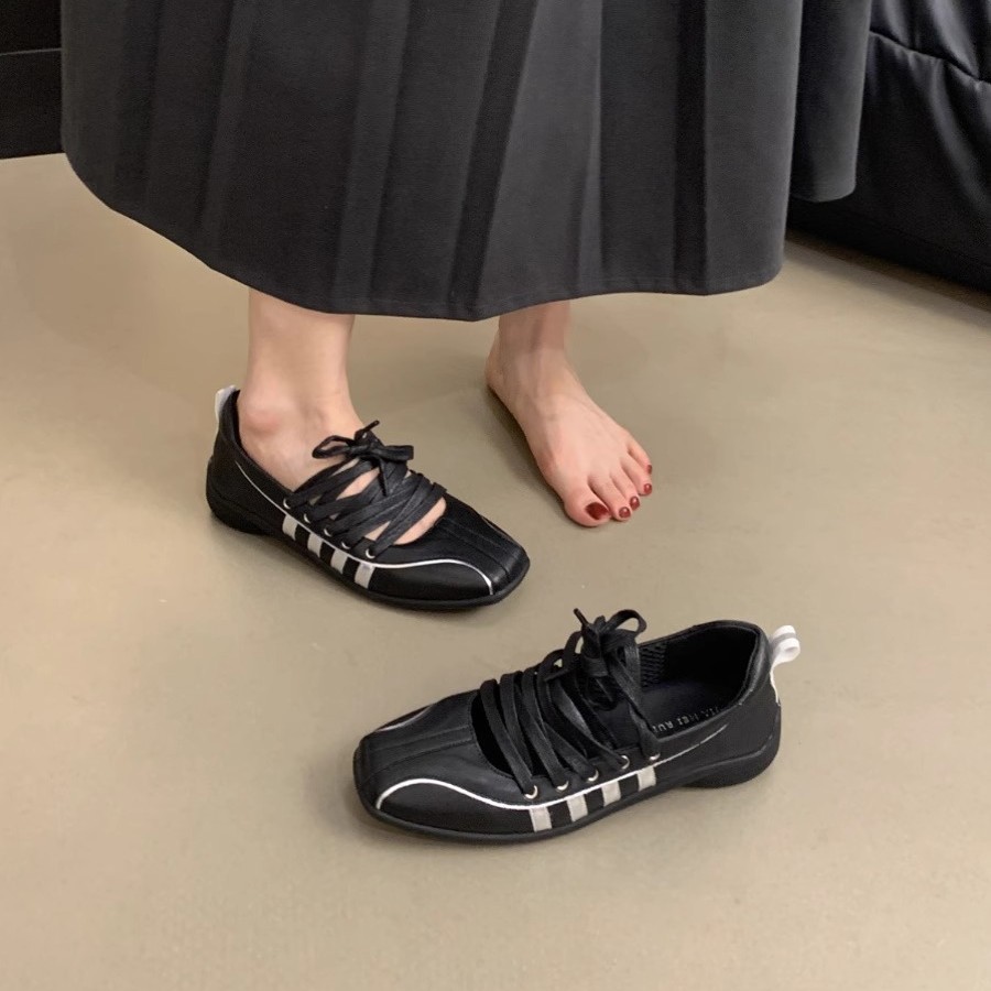 Zapatillas de ballet deportivas de diseño de nicho coreano para mujer 2025 nuevo estilo con cordones cruzados retro Mary Jane zapatos individuales