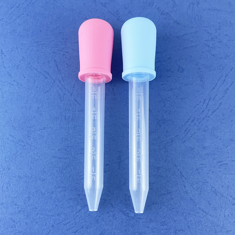 Kit de alimentación y limpieza para bebés de 4 piezas con cuentagotas, cuchara y cepillo de dedo, mayorista