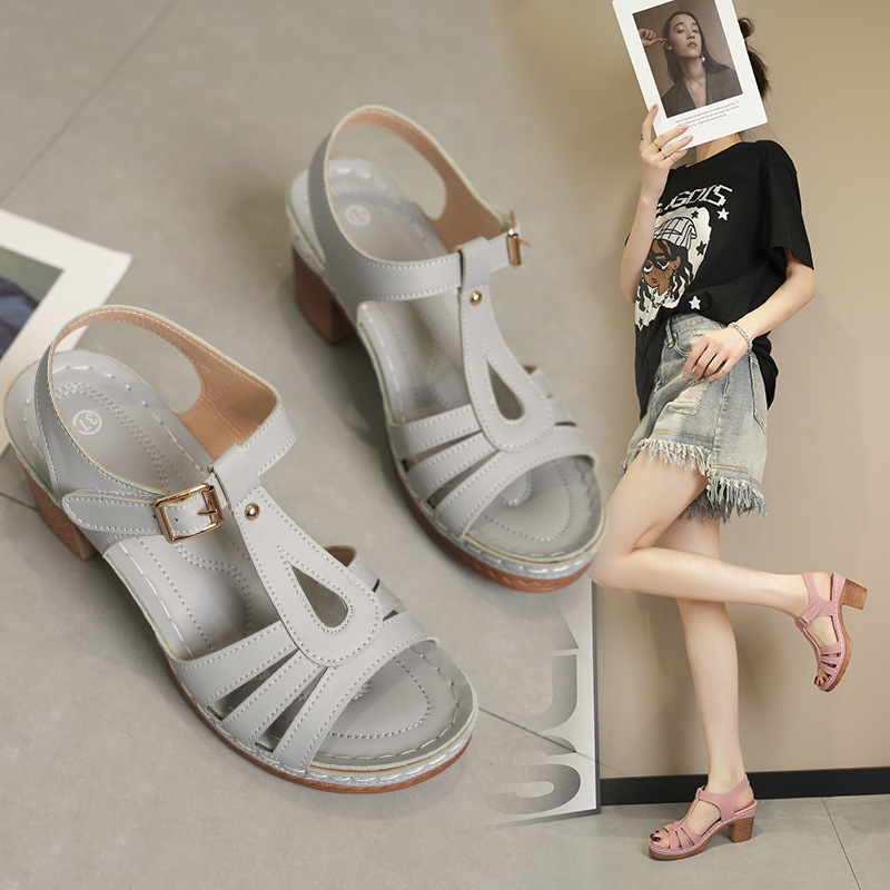 European and American sandals women's 2024 summer new solid color fish mouth thick heel one-word buckle high heel sandals foreign trade in stock