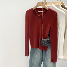 法式韩系红色V领毛衣修身内搭打底针织衫2025秋冬新款设计感上衣
